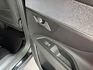 Used 2019 Peugeot 3008 Allure Black - Interior and Exterior details 6