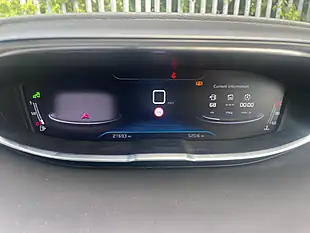 Used 2019 Peugeot 3008 Allure Black - Interior and Exterior details 18