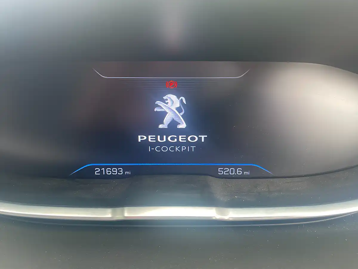 Used 2019 Peugeot 3008 Allure Black - Interior and Exterior details 19
