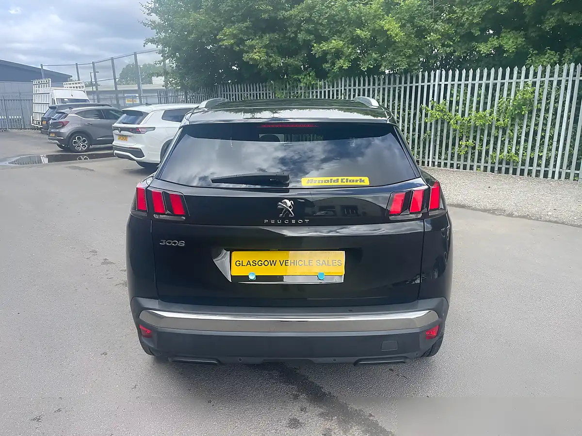 Used 2019 Peugeot 3008 Allure Black - Interior and Exterior details 8