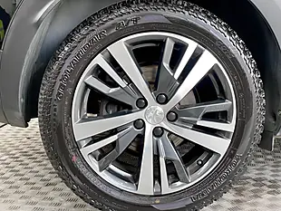 Used 2019 Peugeot 3008 Allure Black - Interior and Exterior details 10