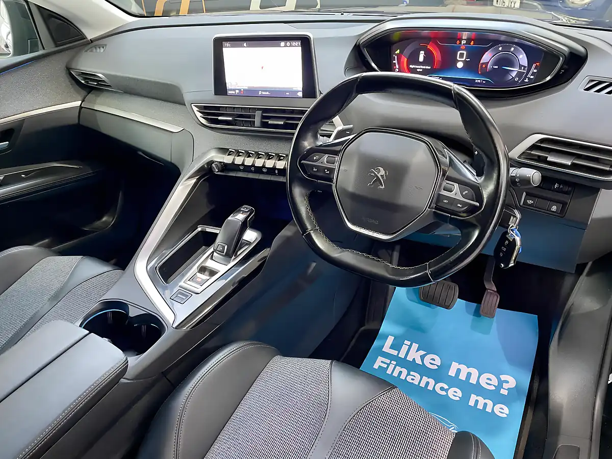 Used 2019 Peugeot 3008 Allure Black - Interior and Exterior details 6