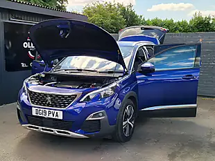 Used 2019 Peugeot 3008 Allure Blue - Interior and Exterior details 10