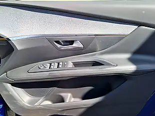 Used 2019 Peugeot 3008 Allure Blue - Interior and Exterior details 15