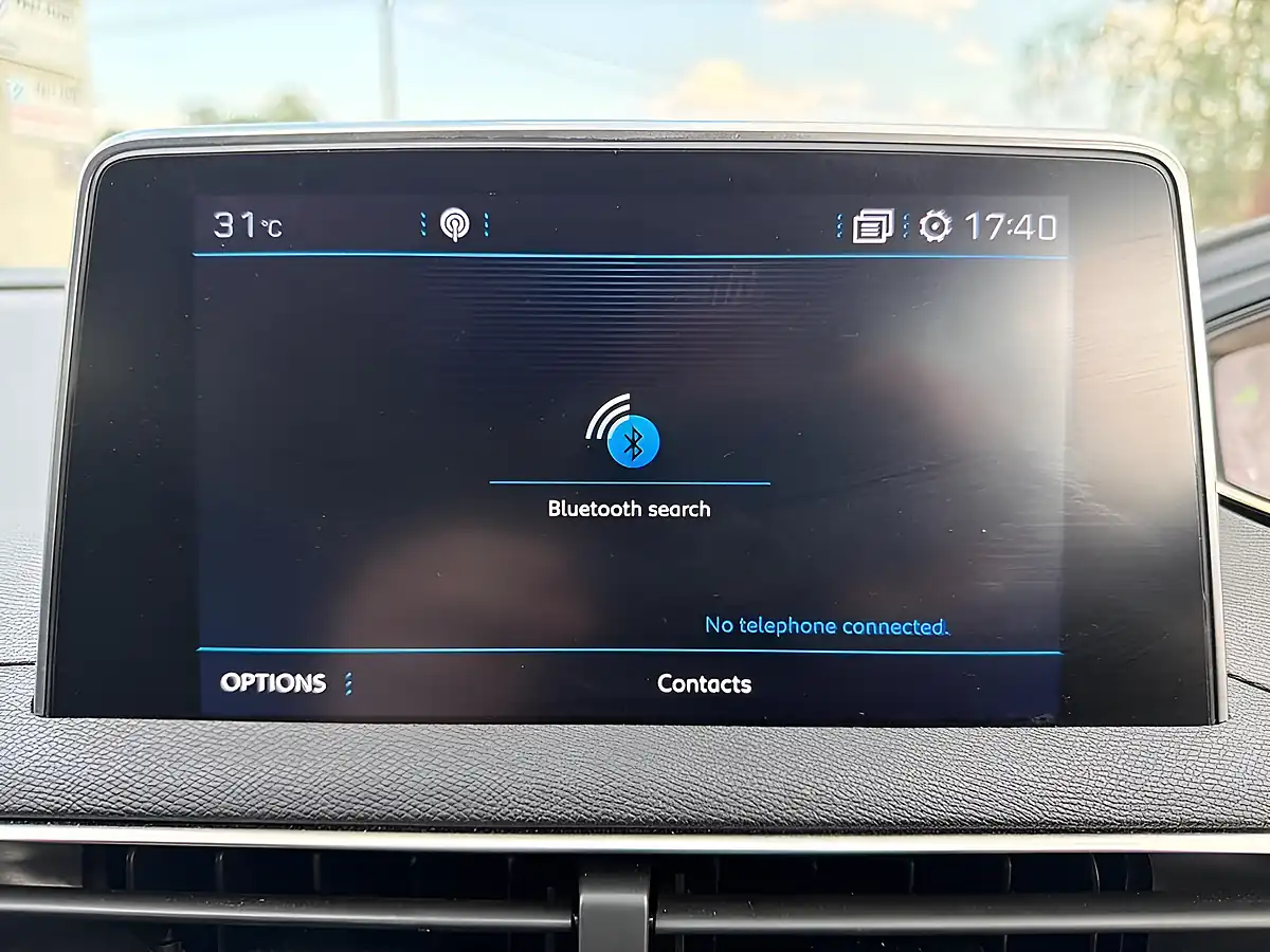 Used 2019 Peugeot 3008 Allure Blue - Interior and Exterior details 15