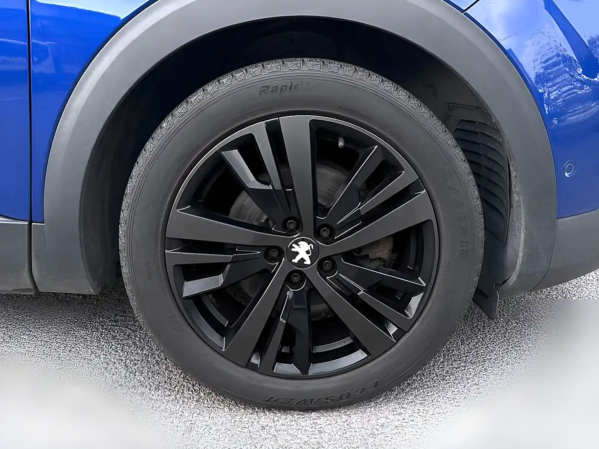 Used 2019 Peugeot 3008 Allure Blue - Interior and Exterior details 19