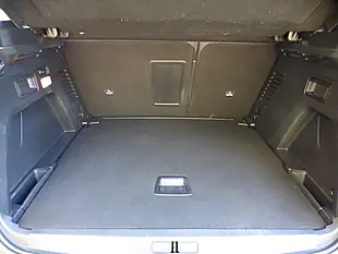 Used 2019 Peugeot 3008 Allure Bronze - Interior and Exterior details 12