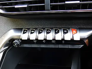 Used 2019 Peugeot 3008 Allure Bronze - Interior and Exterior details 14