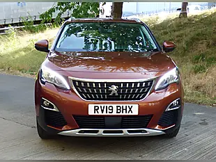 Used 2019 Peugeot 3008 Allure Bronze - Interior and Exterior details 4