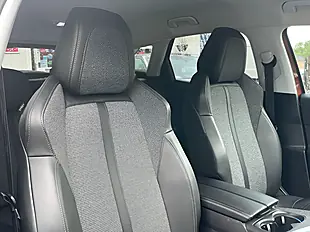 Used 2019 Peugeot 3008 Allure Bronze - Interior and Exterior details 13