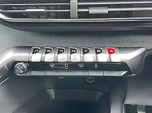 Used 2019 Peugeot 3008 Allure Bronze - Interior and Exterior details 18