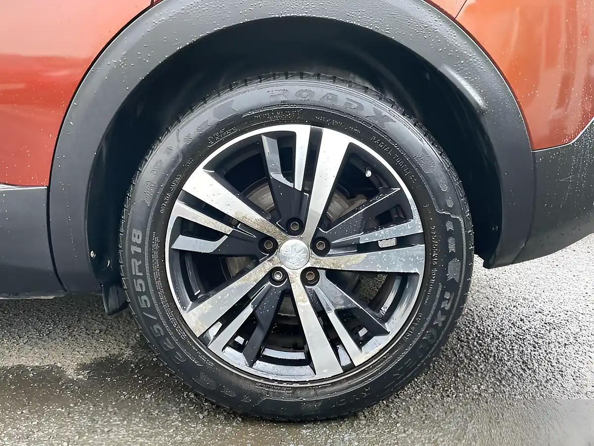 Used 2019 Peugeot 3008 Allure Bronze - Interior and Exterior details 7
