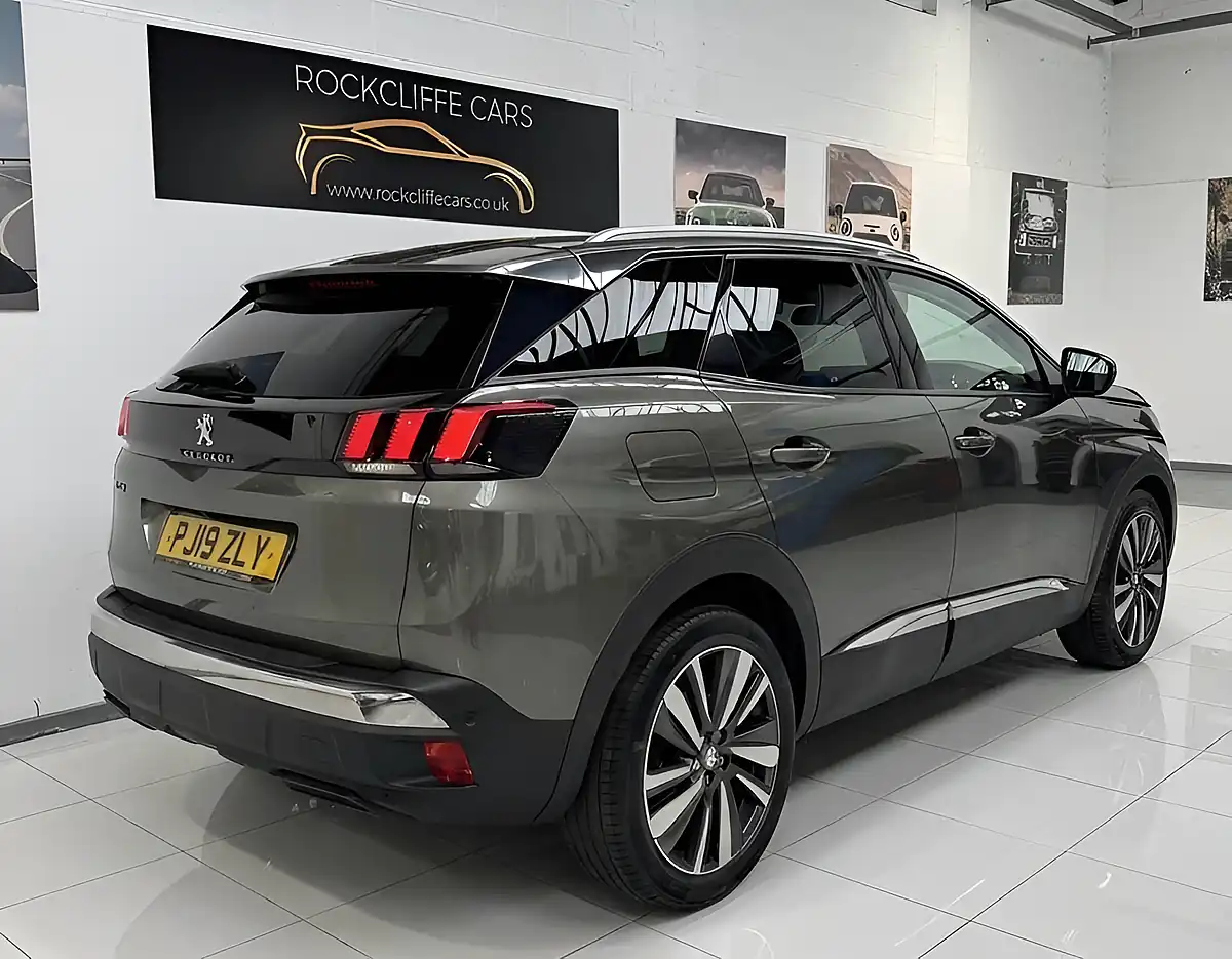 Used 2019 Peugeot 3008 Allure Grey - Interior and Exterior details 19