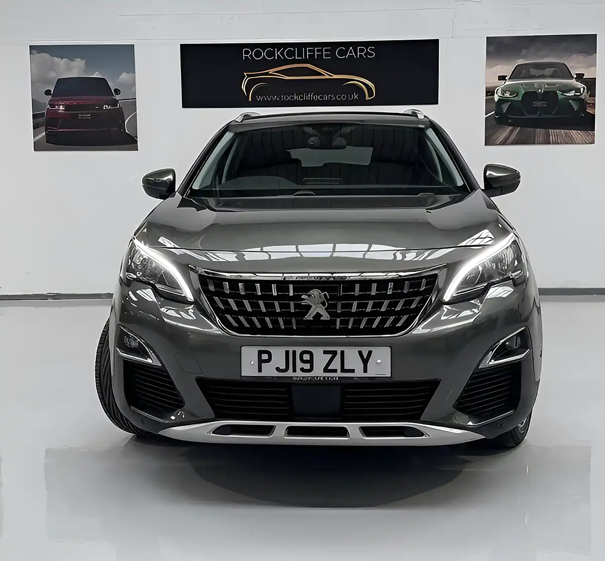 Used 2019 Peugeot 3008 Allure Grey - Interior and Exterior details 20