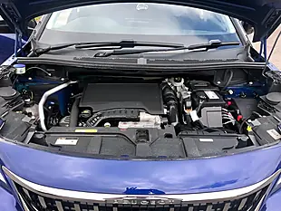 Used 2019 Peugeot 3008 Allure Magnetic Blue - Interior and Exterior details 18