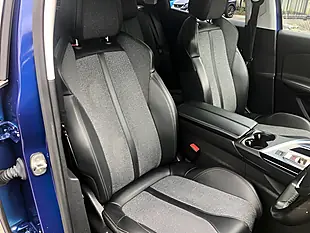 Used 2019 Peugeot 3008 Allure Magnetic Blue - Interior and Exterior details 5