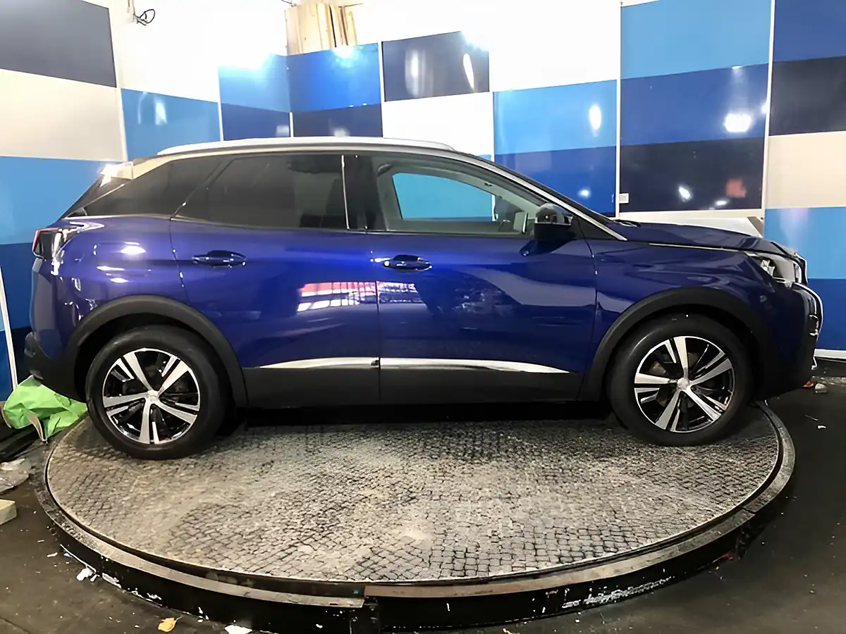 Used 2019 Peugeot 3008 Allure Magnetic Blue - Interior and Exterior details 7