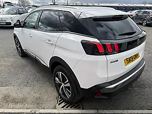 Used 2019 Peugeot 3008 Allure White - Interior and Exterior details 2