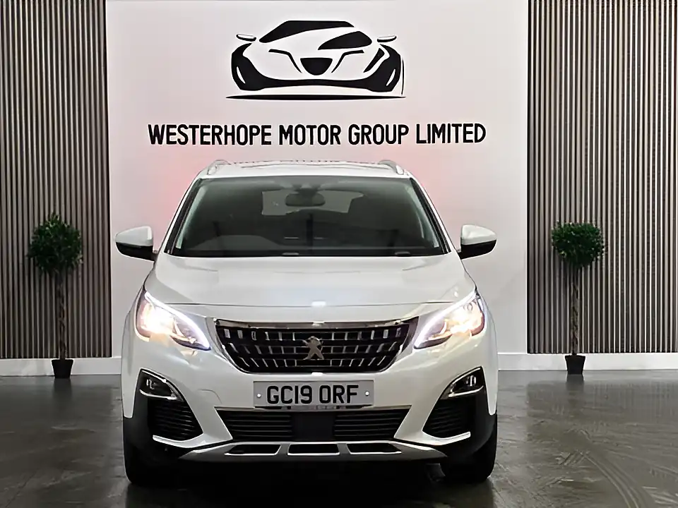Used 2019 Peugeot 3008 Allure White - Interior and Exterior details 10