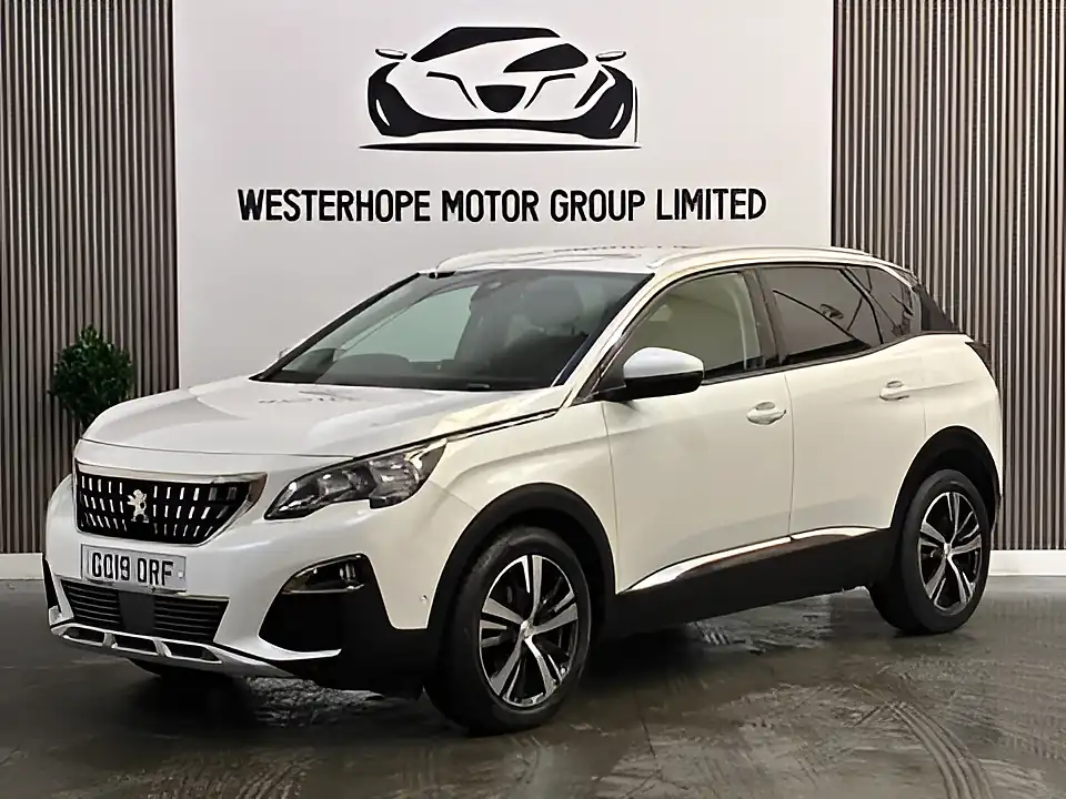 Used 2019 Peugeot 3008 Allure White - Interior and Exterior details 11