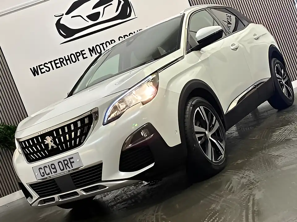 Used 2019 Peugeot 3008 Allure White - Interior and Exterior details 12