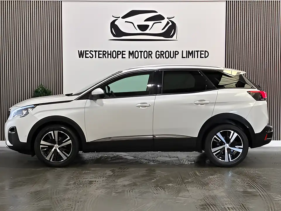 Used 2019 Peugeot 3008 Allure White - Interior and Exterior details 18