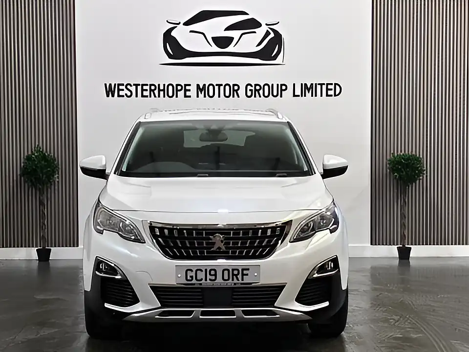 Used 2019 Peugeot 3008 Allure White - Interior and Exterior details 6