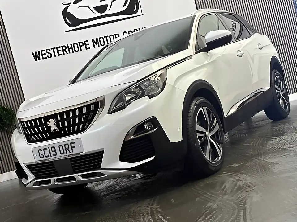 Used 2019 Peugeot 3008 Allure White - Interior and Exterior details 7