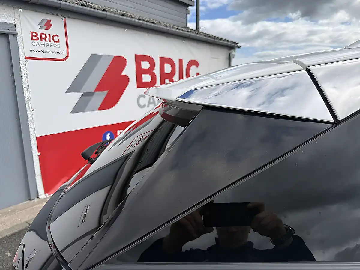 Used 2019 Peugeot 3008 Allure White - Interior and Exterior details 16