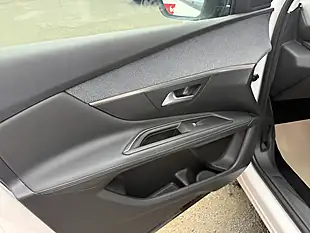 Used 2019 Peugeot 3008 Allure White - Interior and Exterior details 18