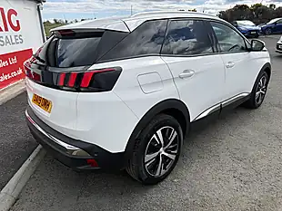 Used 2019 Peugeot 3008 Allure White - Interior and Exterior details 8