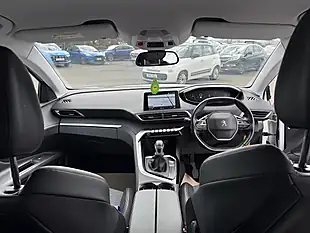 Used 2019 Peugeot 3008 Allure White - Interior and Exterior details 9