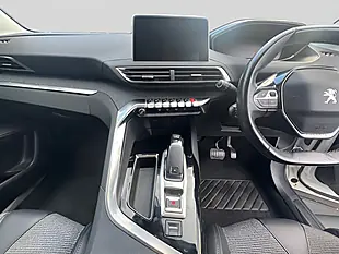 Used 2019 Peugeot 3008 Allure White - Interior and Exterior details 12