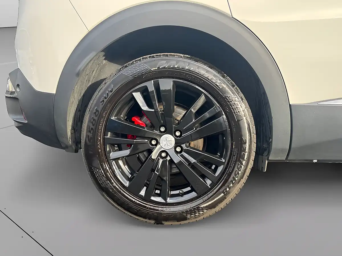Used 2019 Peugeot 3008 Allure White - Interior and Exterior details 9
