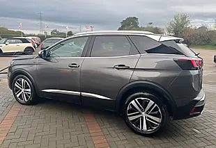 Used 2019 Peugeot 3008 GT Grey - Interior and Exterior details 9
