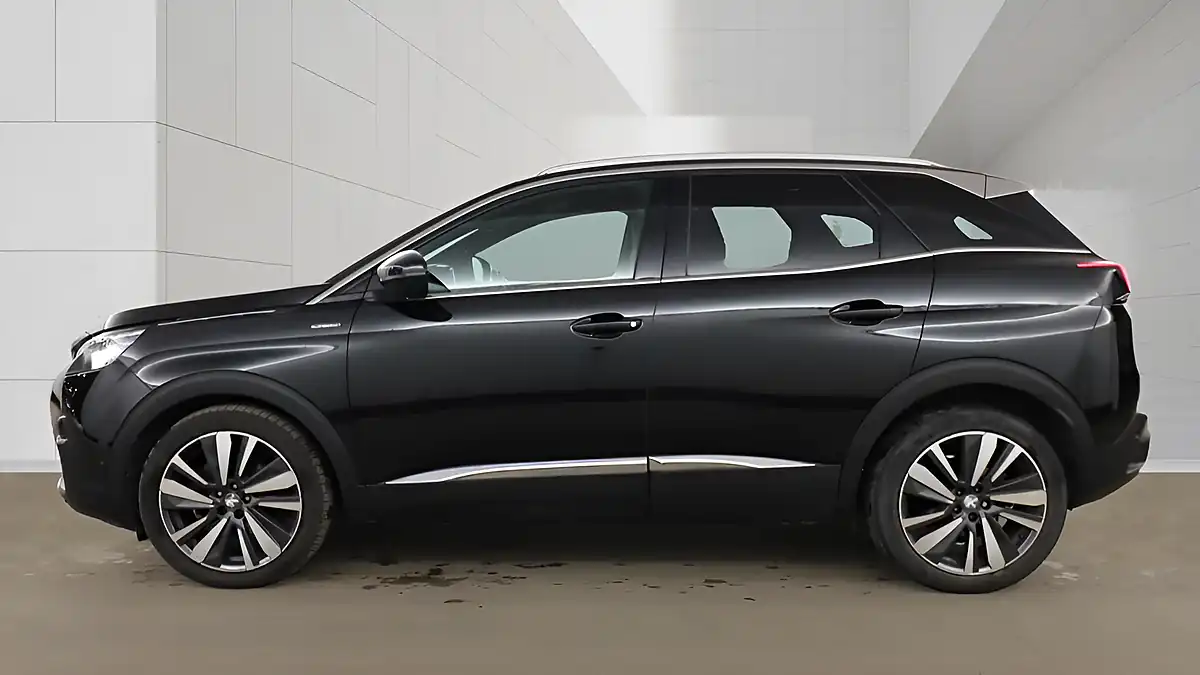 Used 2019 Peugeot 3008 GT Line Black - Interior and Exterior details 17