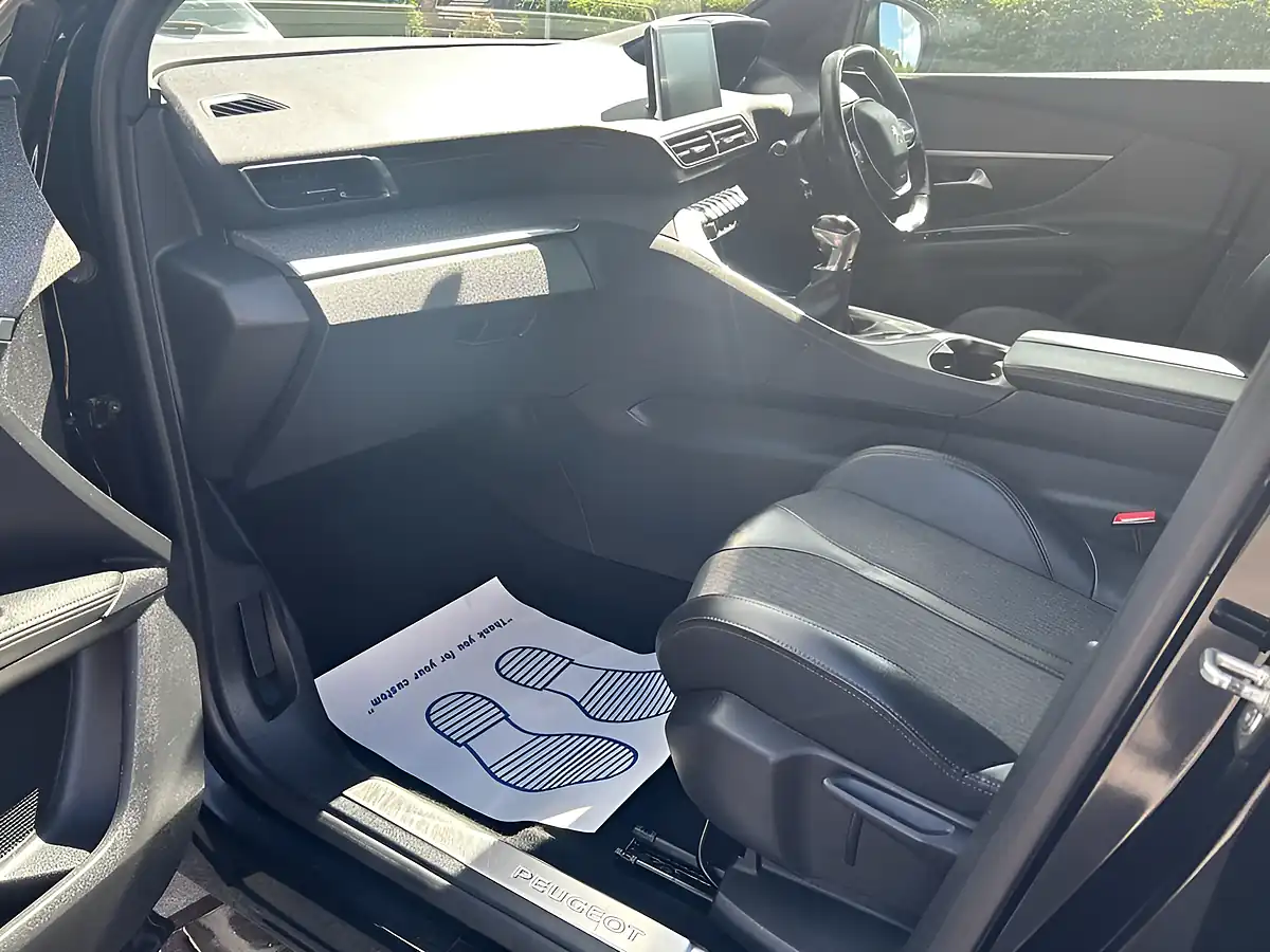 Used 2019 Peugeot 3008 GT Line Black - Interior and Exterior details 5
