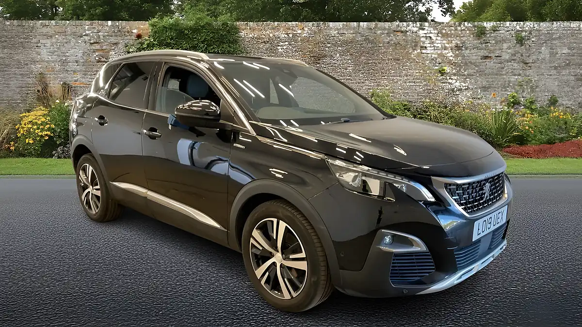 Used 2019 Peugeot 3008 GT Line Black - Front View