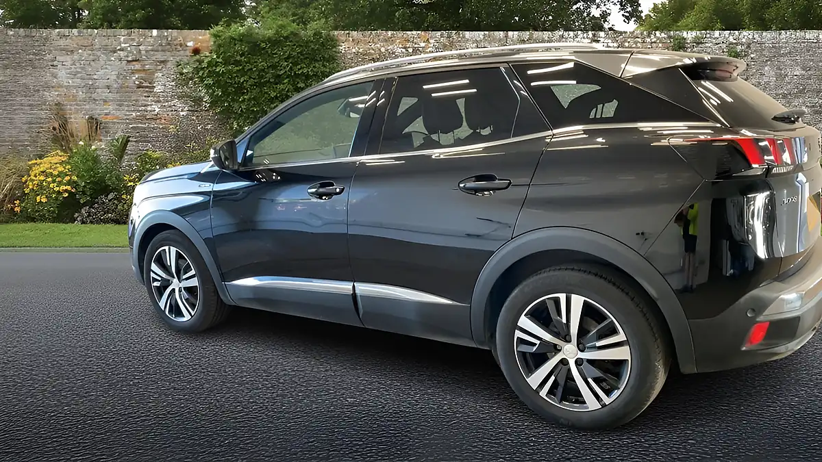 Used 2019 Peugeot 3008 GT Line Black - Interior and Exterior details 6