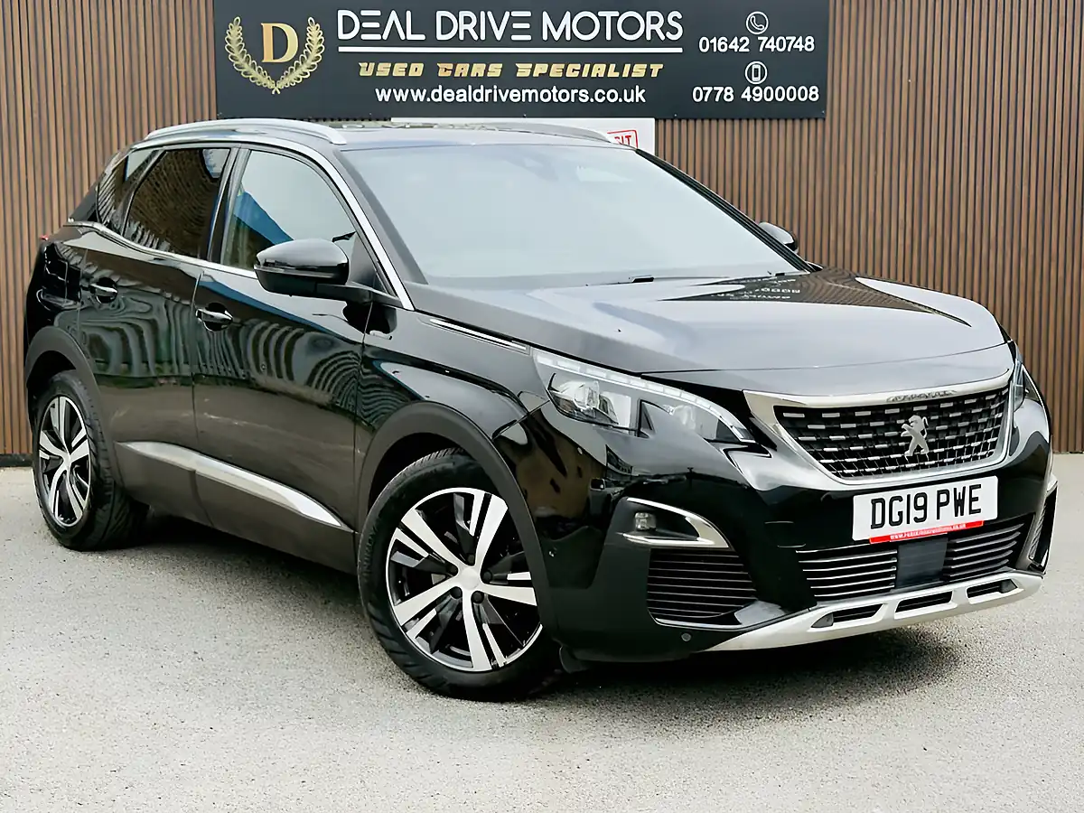 Used 2019 Peugeot 3008 GT Line Black - Front View