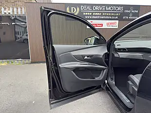 Used 2019 Peugeot 3008 GT Line Black - Interior and Exterior details 13