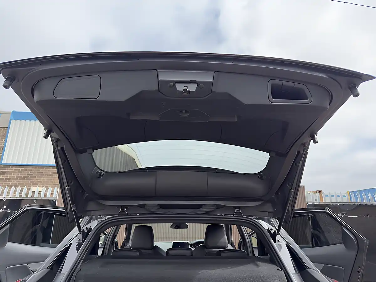 Used 2019 Peugeot 3008 GT Line Black - Interior and Exterior details 16