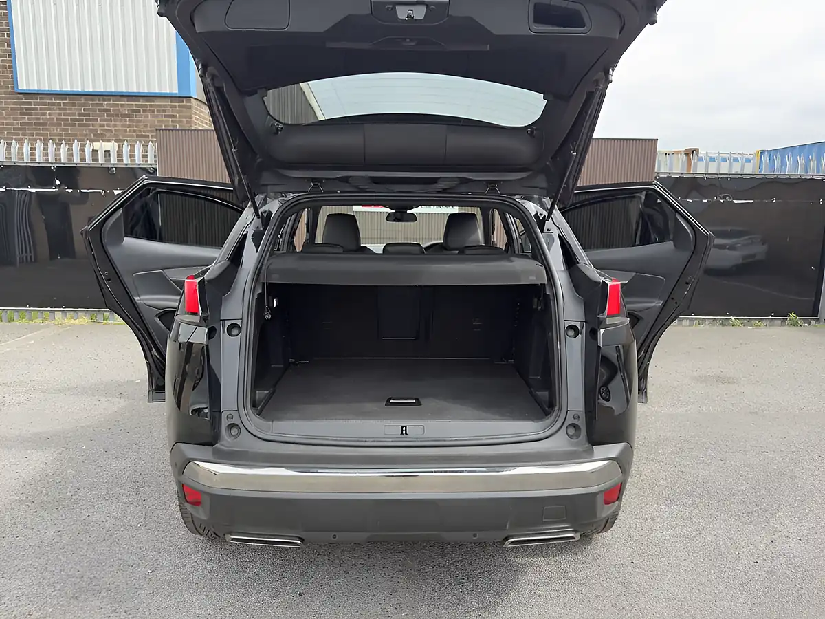Used 2019 Peugeot 3008 GT Line Black - Interior and Exterior details 17