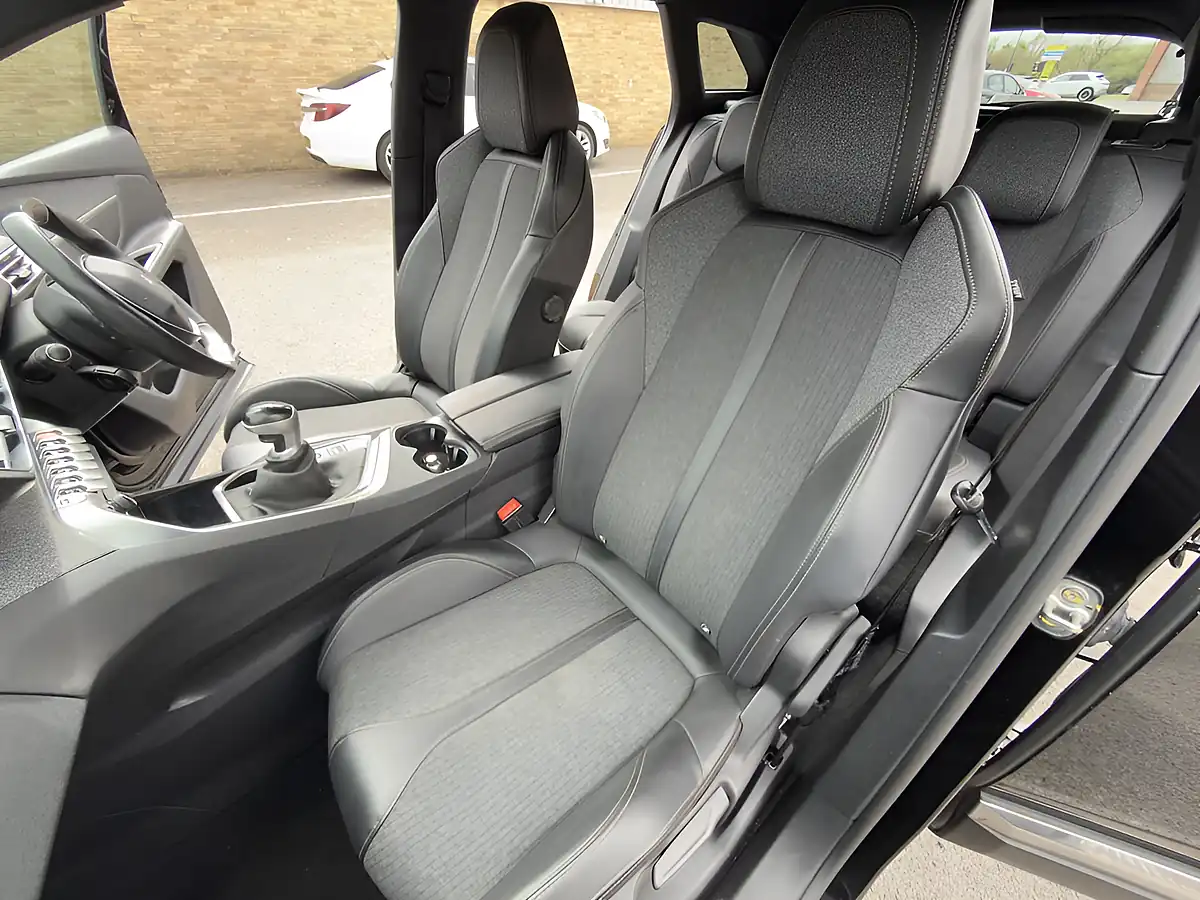 Used 2019 Peugeot 3008 GT Line Black - Interior and Exterior details 18