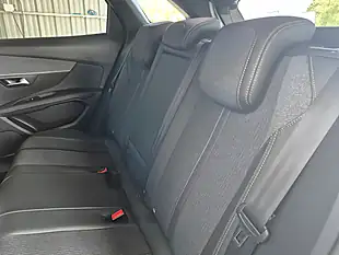 Used 2019 Peugeot 3008 GT Line Blue - Interior and Exterior details 15