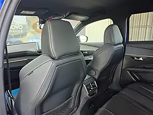Used 2019 Peugeot 3008 GT Line Blue - Interior and Exterior details 17