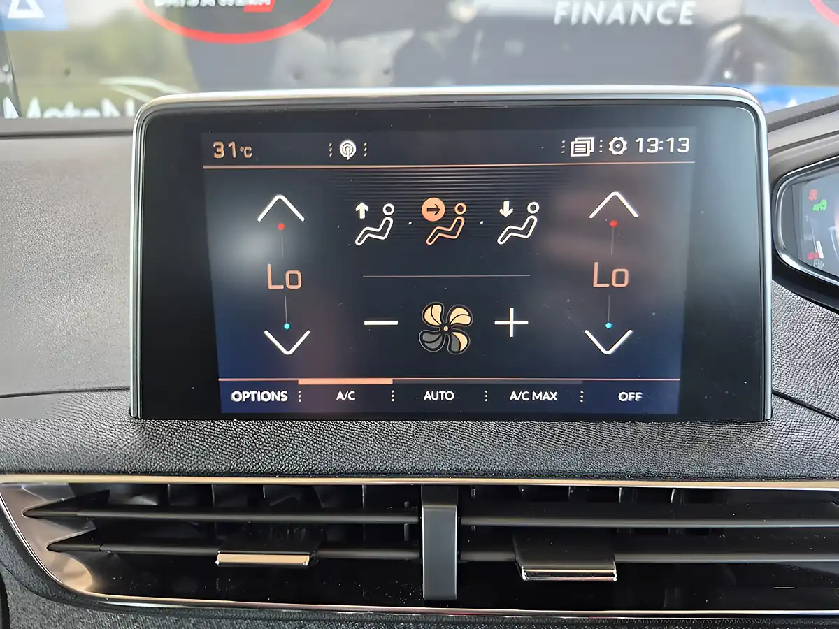 Used 2019 Peugeot 3008 GT Line Blue - Interior and Exterior details 20