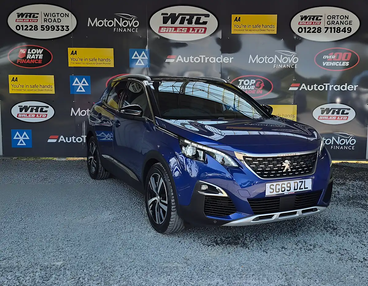 Used 2019 Peugeot 3008 GT Line Blue - Interior and Exterior details 4
