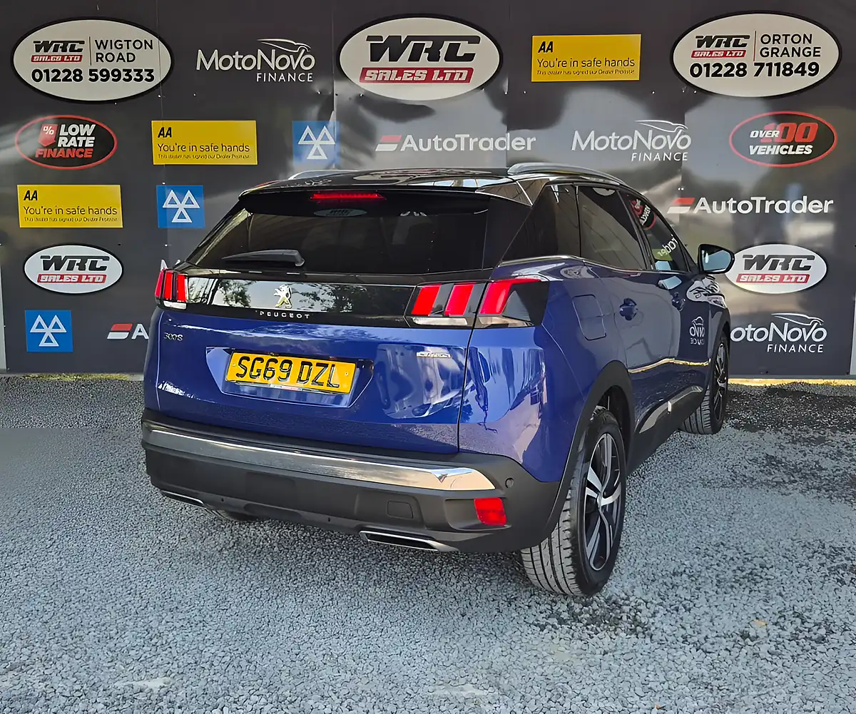 Used 2019 Peugeot 3008 GT Line Blue - Interior and Exterior details 6