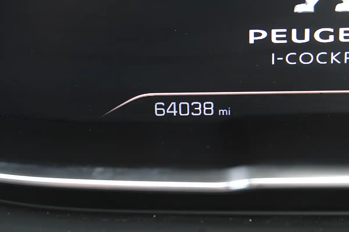 Used 2019 Peugeot 3008 GT Line Blue - Interior and Exterior details 15